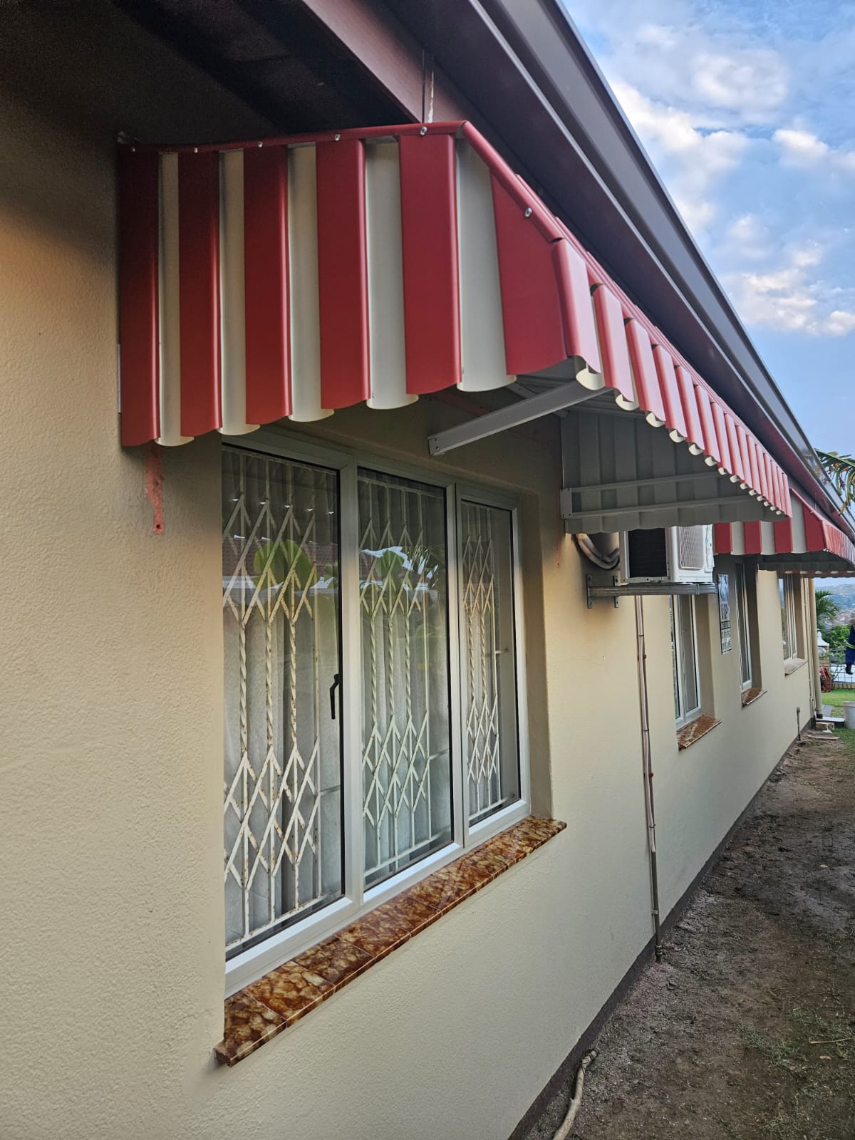 Ventalok Awning